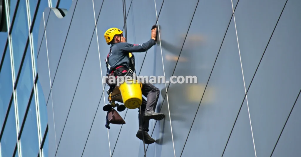 پیچ و رولپلاک نمای انواع ساختمان شرق تهران
